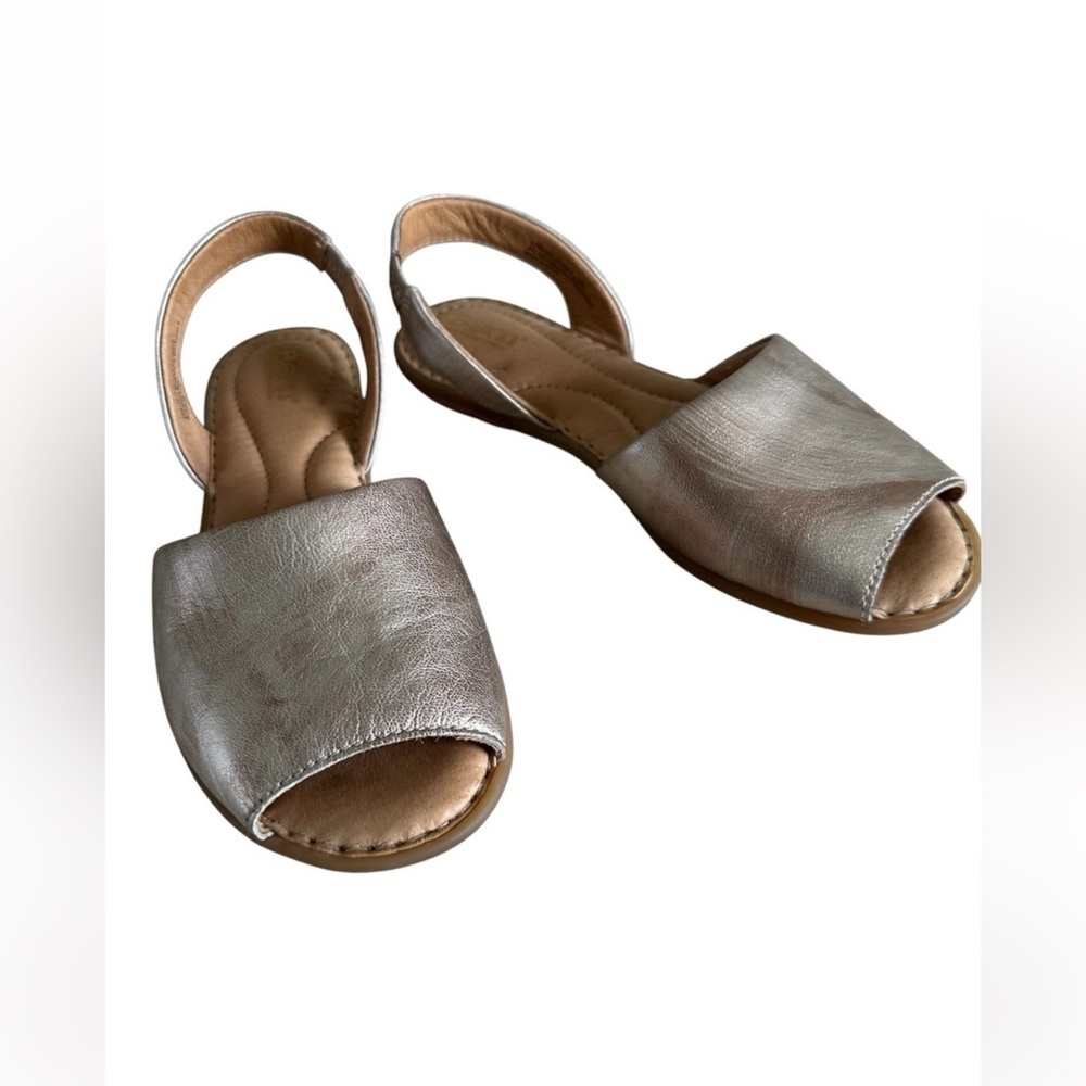 Born Trang Metallic Leather Slingback Sandals Size 8 Panna Cotta‎ Comfort Flat
